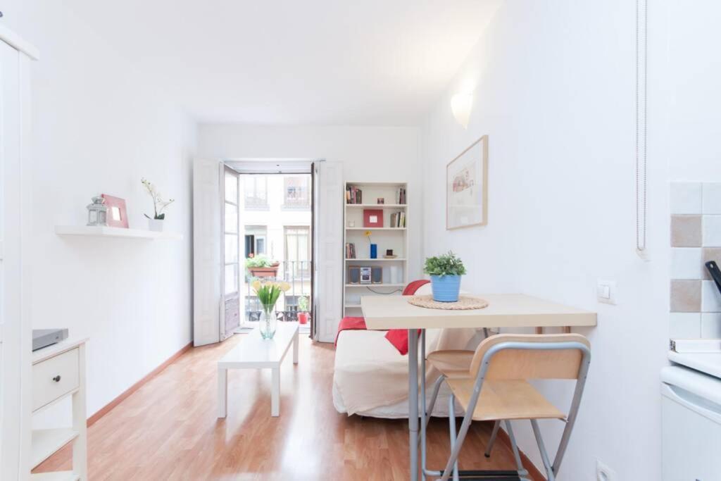 Estudio Magdalena, Pleno Centro De Madrid Eksteriør billede